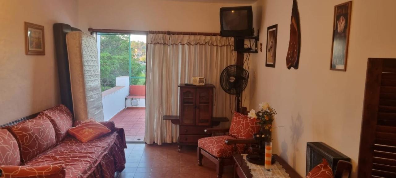 Departamentos Carlos Paz Bajada Al Lago Villa Carlos Paz Buitenkant foto