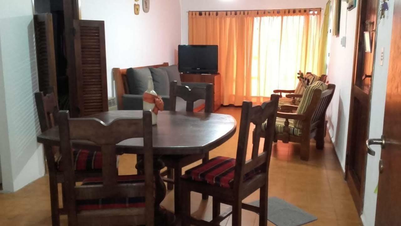 Departamentos Carlos Paz Bajada Al Lago Villa Carlos Paz Buitenkant foto